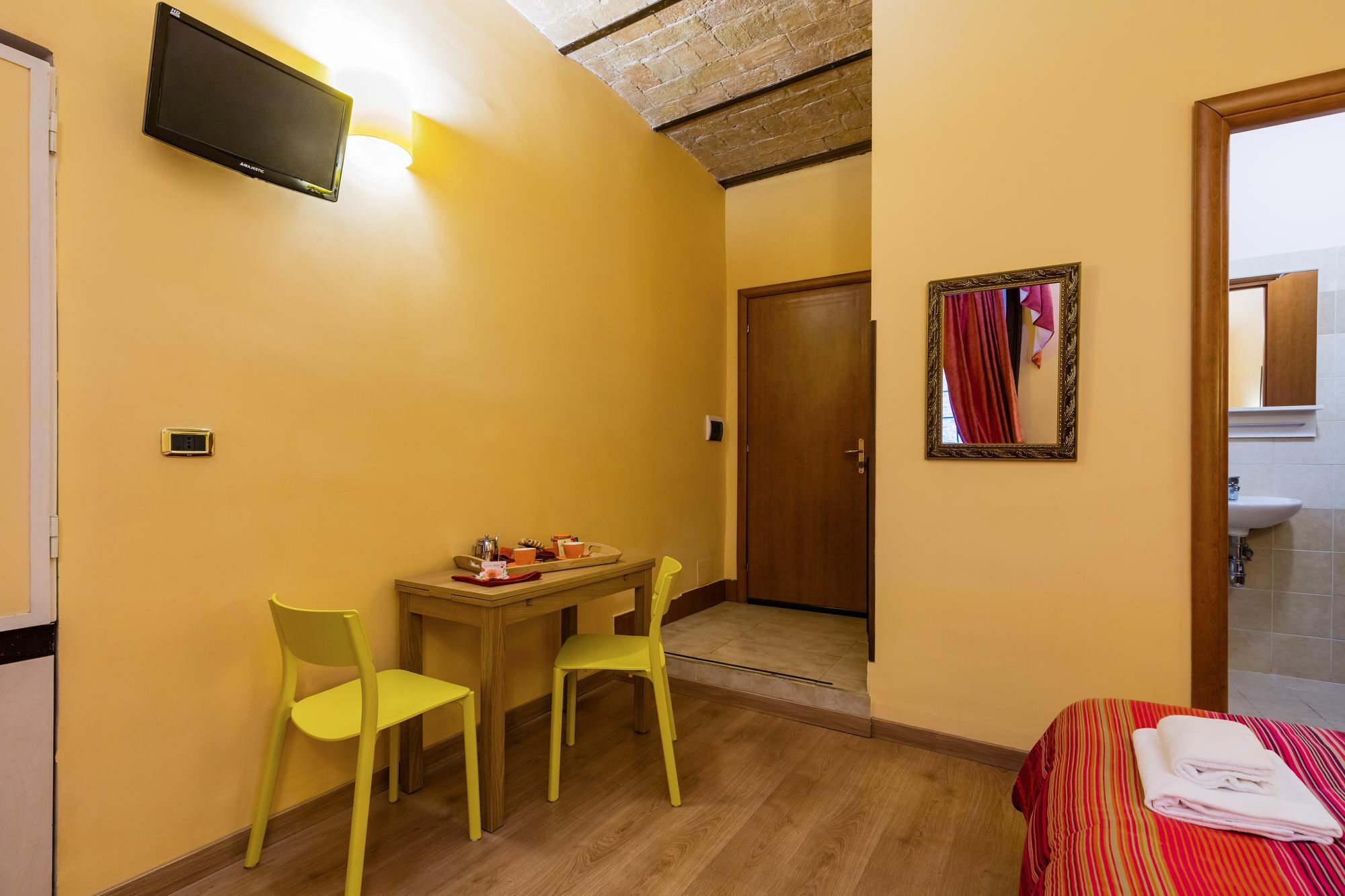 Domus Avi - Guest House روما المظهر الخارجي الصورة