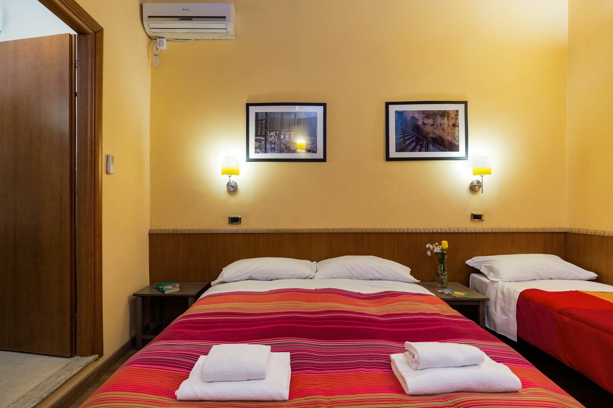 Domus Avi - Guest House روما المظهر الخارجي الصورة