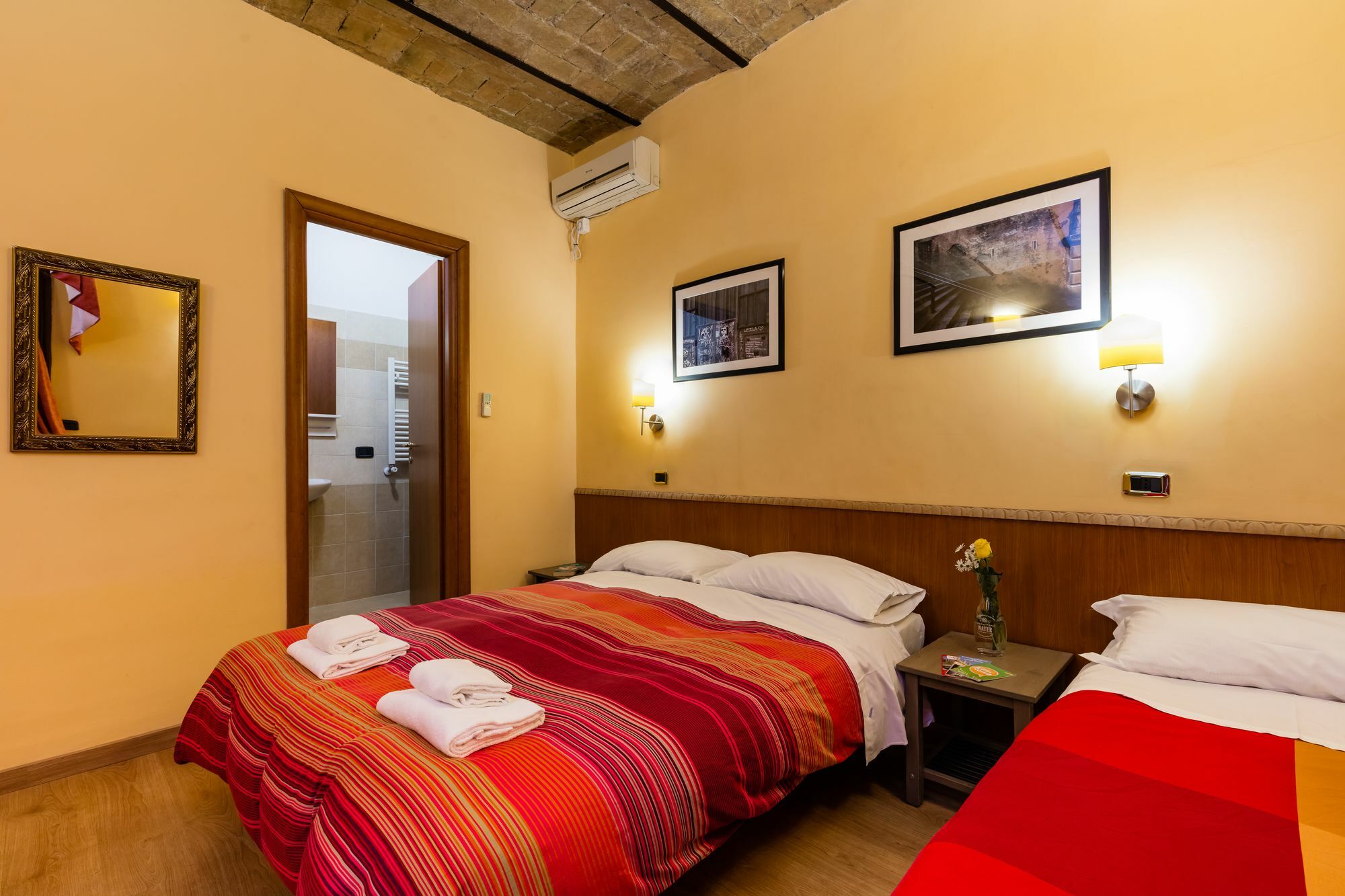 Domus Avi - Guest House روما المظهر الخارجي الصورة